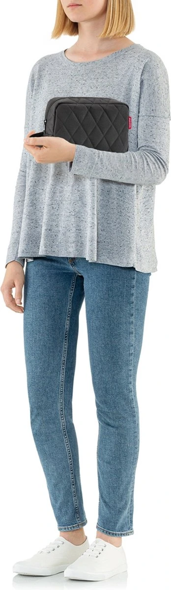 Reisenthel Cosmeticpouch M Toilettas - 3L - Rhombus Licht Grijs - Image 4