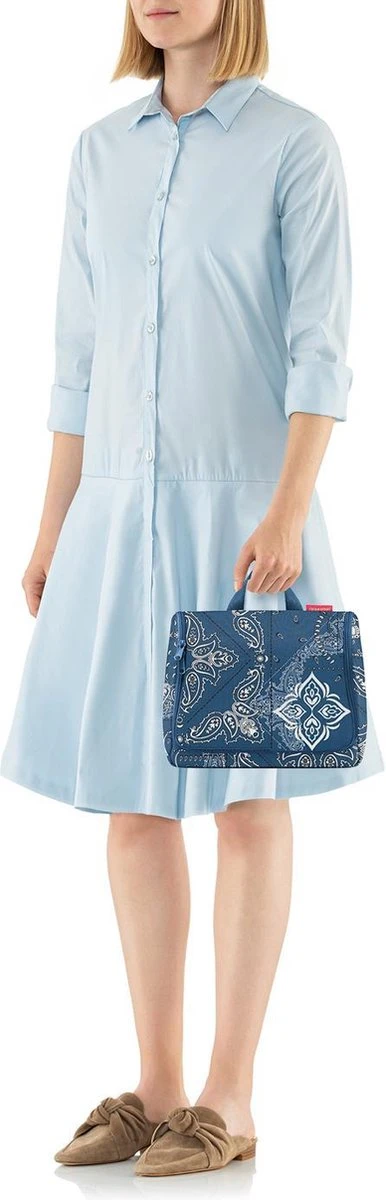 Reisenthel Toiletbag XL Toilettas Ophangen - 4L - Bandana Frame Blauw - Image 4